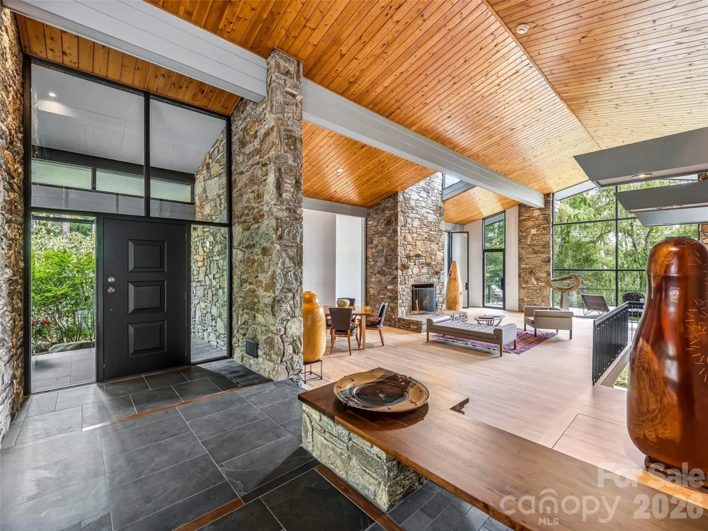 3 Holly Hill Road Biltmore Forest, NC 28803
