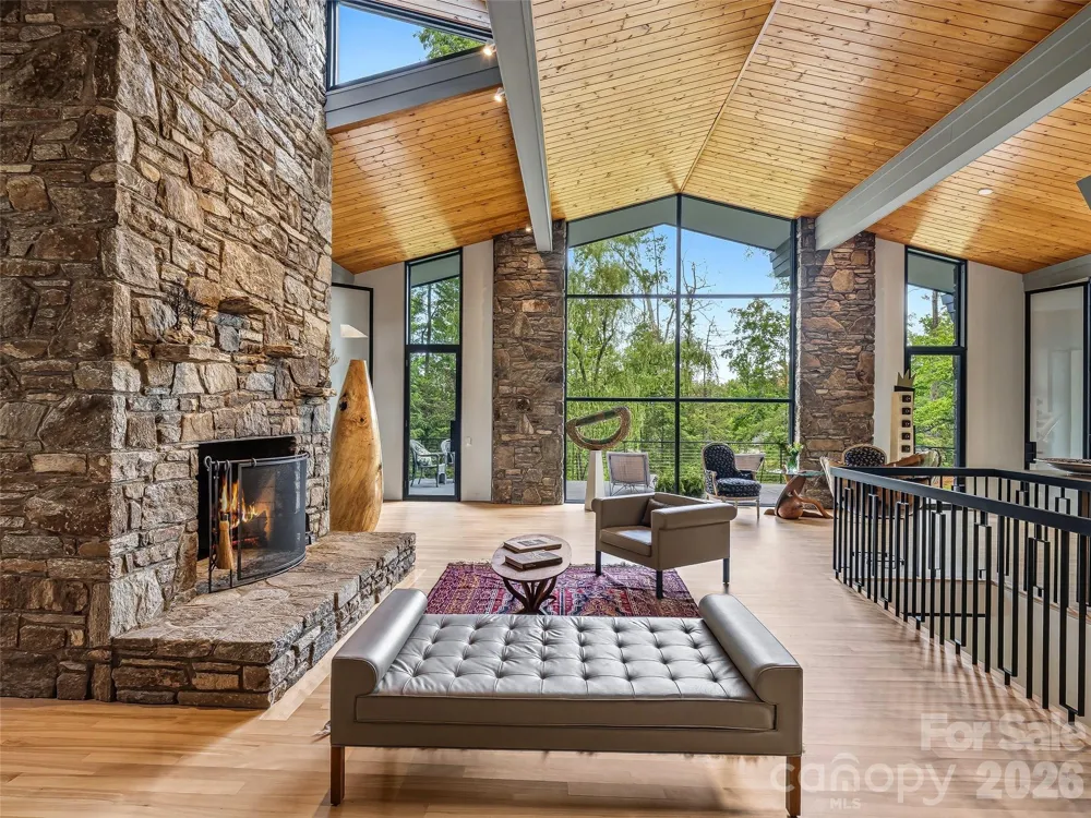 3 Holly Hill Road Biltmore Forest, NC 28803