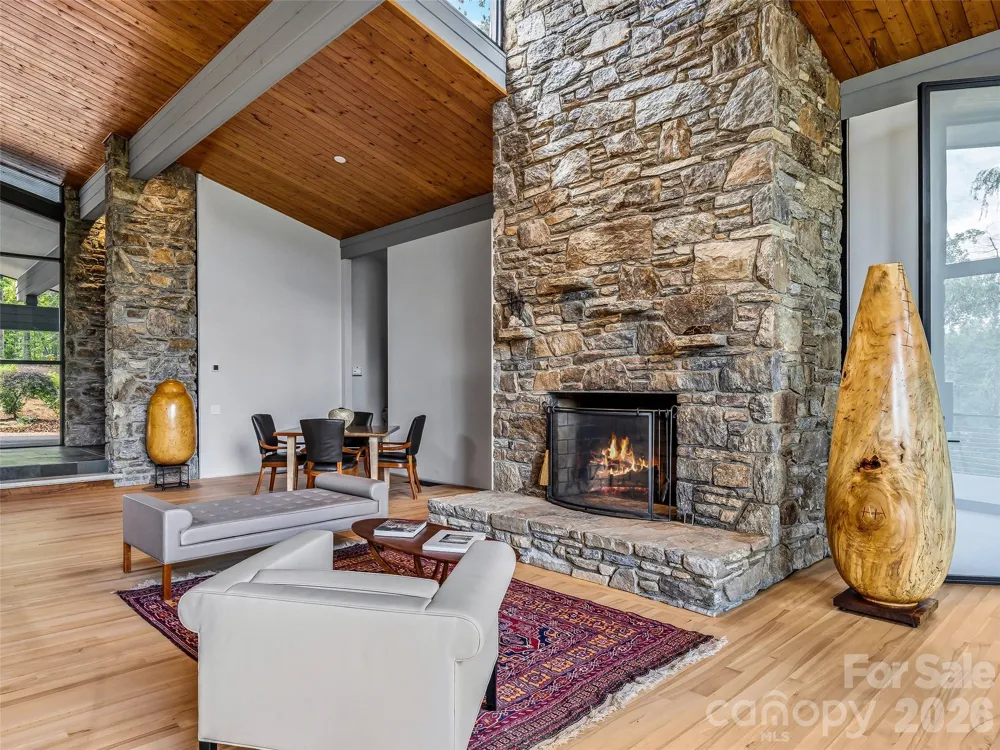 3 Holly Hill Road Biltmore Forest, NC 28803
