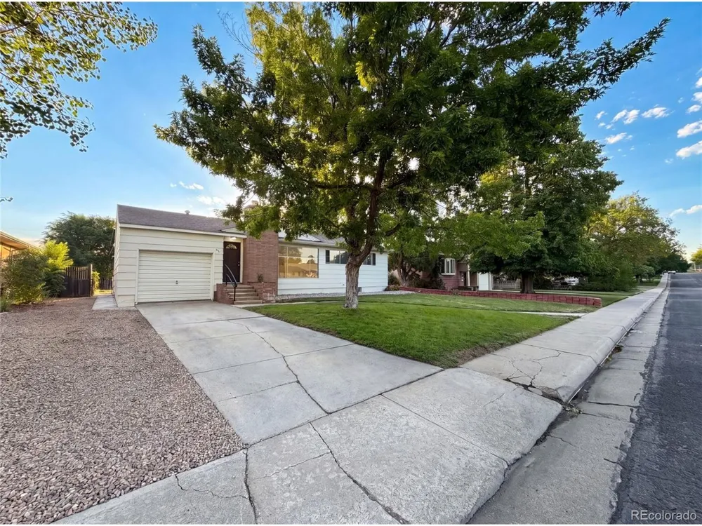 929 Carol Street Fort Morgan, CO 80701