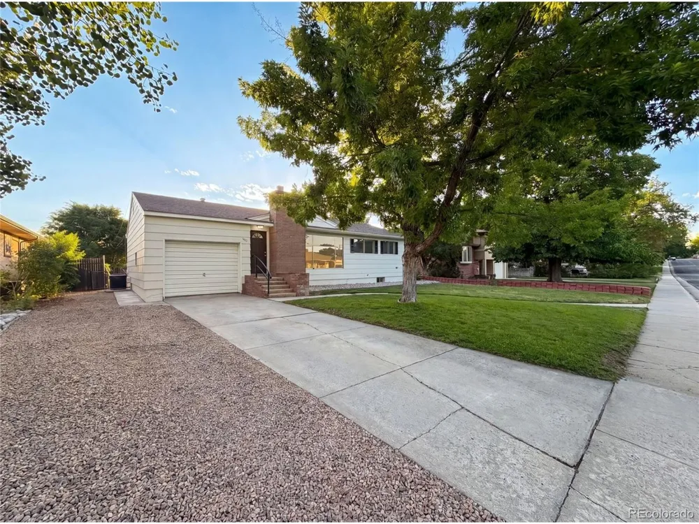 929 Carol Street Fort Morgan, CO 80701