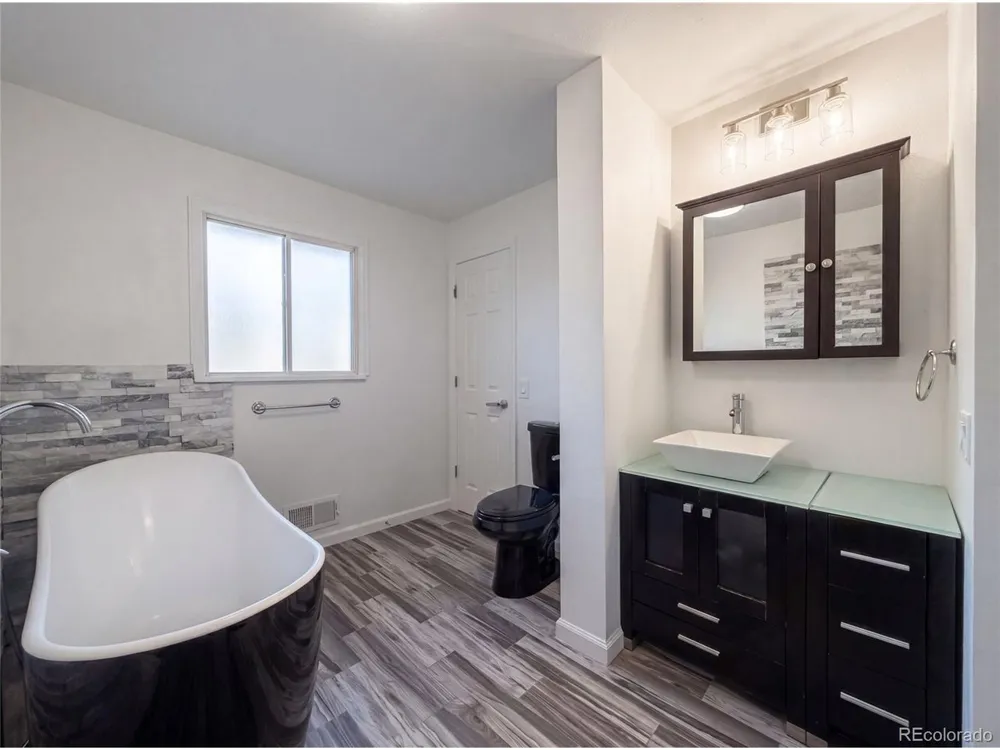 929 Carol Street Fort Morgan, CO 80701