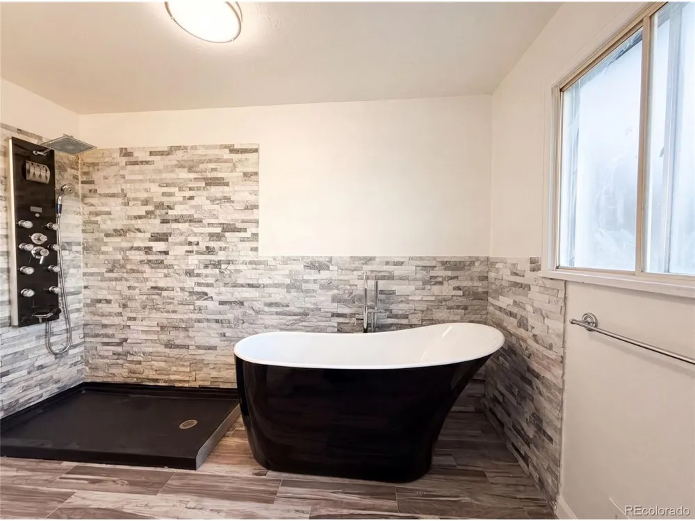 929 Carol Street Fort Morgan, CO 80701