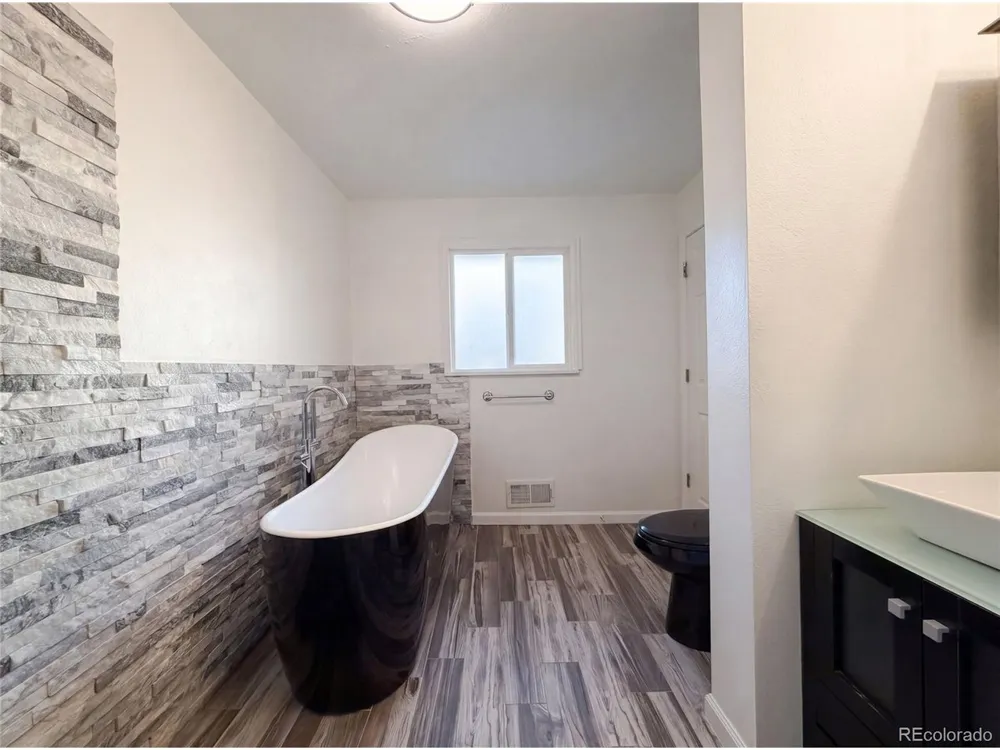 929 Carol Street Fort Morgan, CO 80701