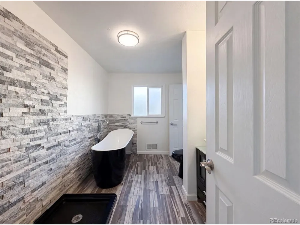 929 Carol Street Fort Morgan, CO 80701