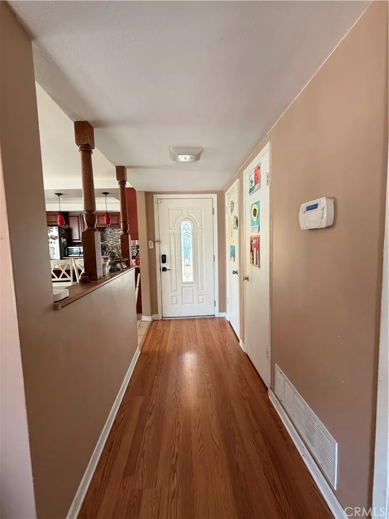 22233 Roscoe West Hills, CA 91304
