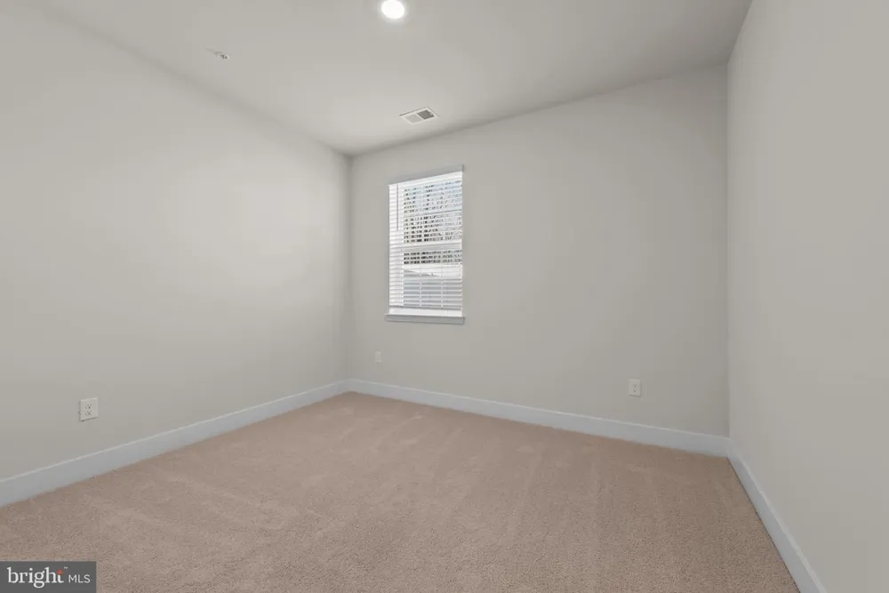 509 TWISTED TWIG LANE La Plata, MD 20646
