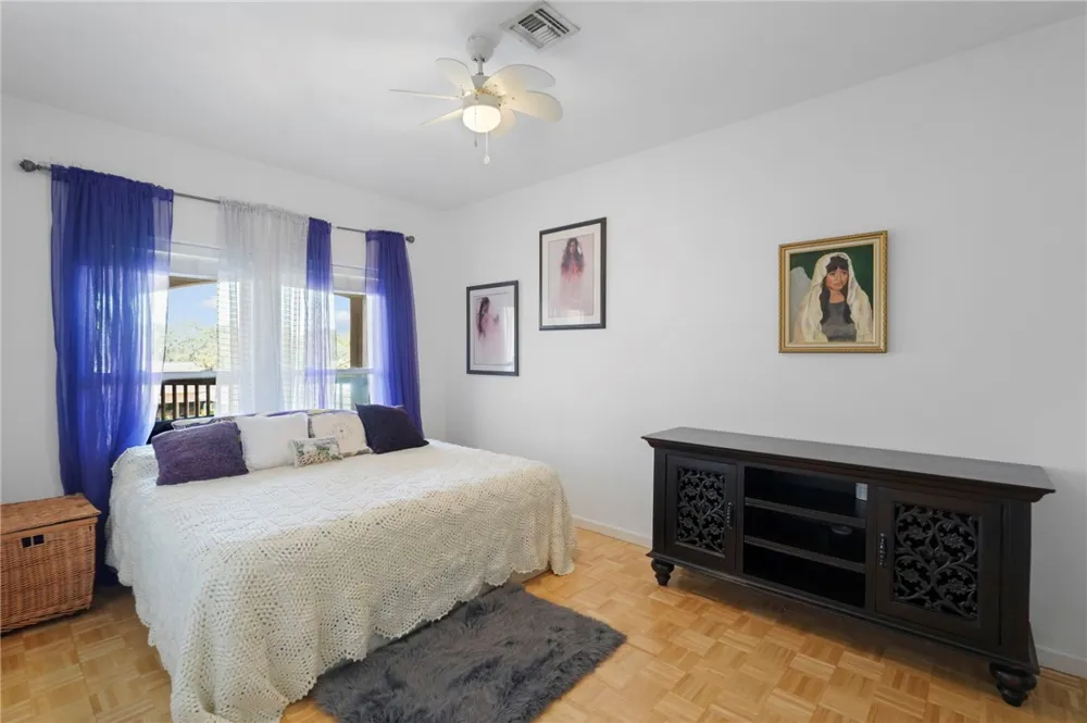 4827 Ocean Drive Corpus Christi, TX 78412