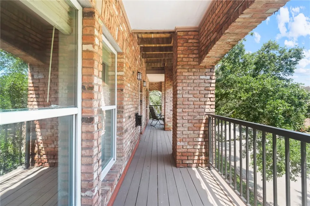 4827 Ocean Drive Corpus Christi, TX 78412