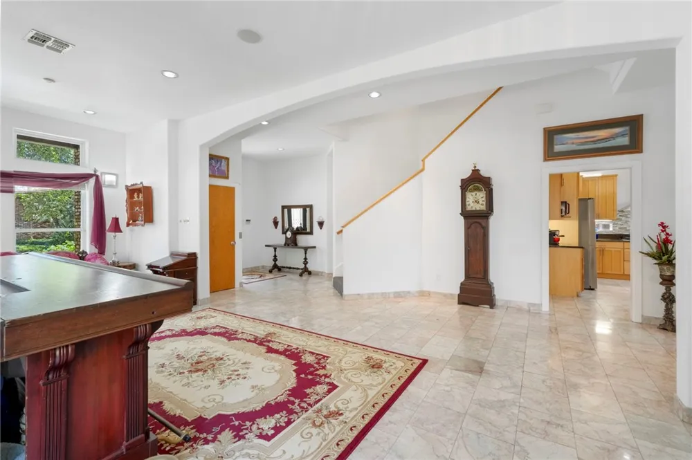 4827 Ocean Drive Corpus Christi, TX 78412