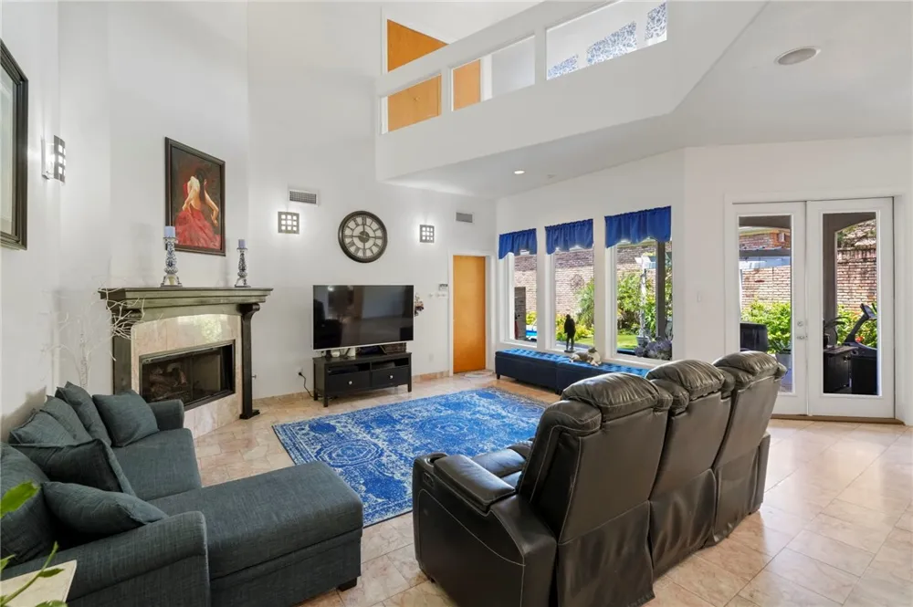 4827 Ocean Drive Corpus Christi, TX 78412