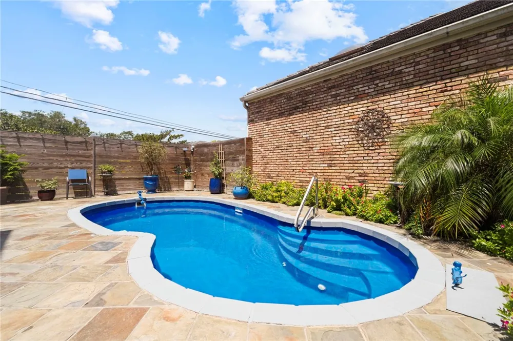 4827 Ocean Drive Corpus Christi, TX 78412