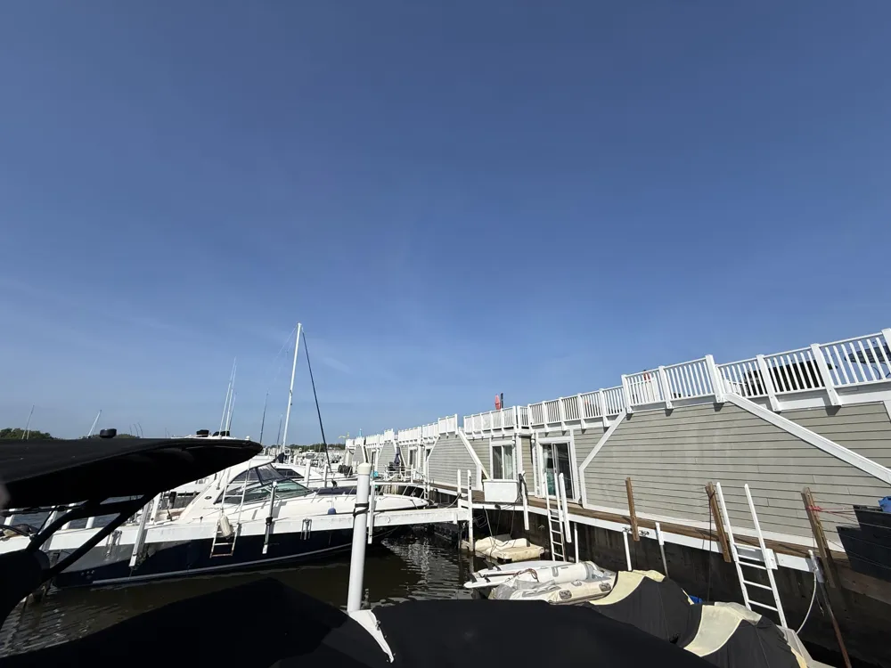19 Lighthouse Point New Buffalo, MI 49117