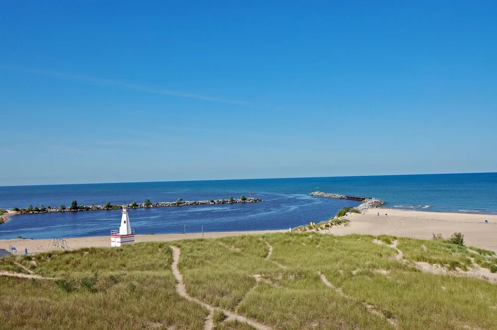 19 Lighthouse Point New Buffalo, MI 49117