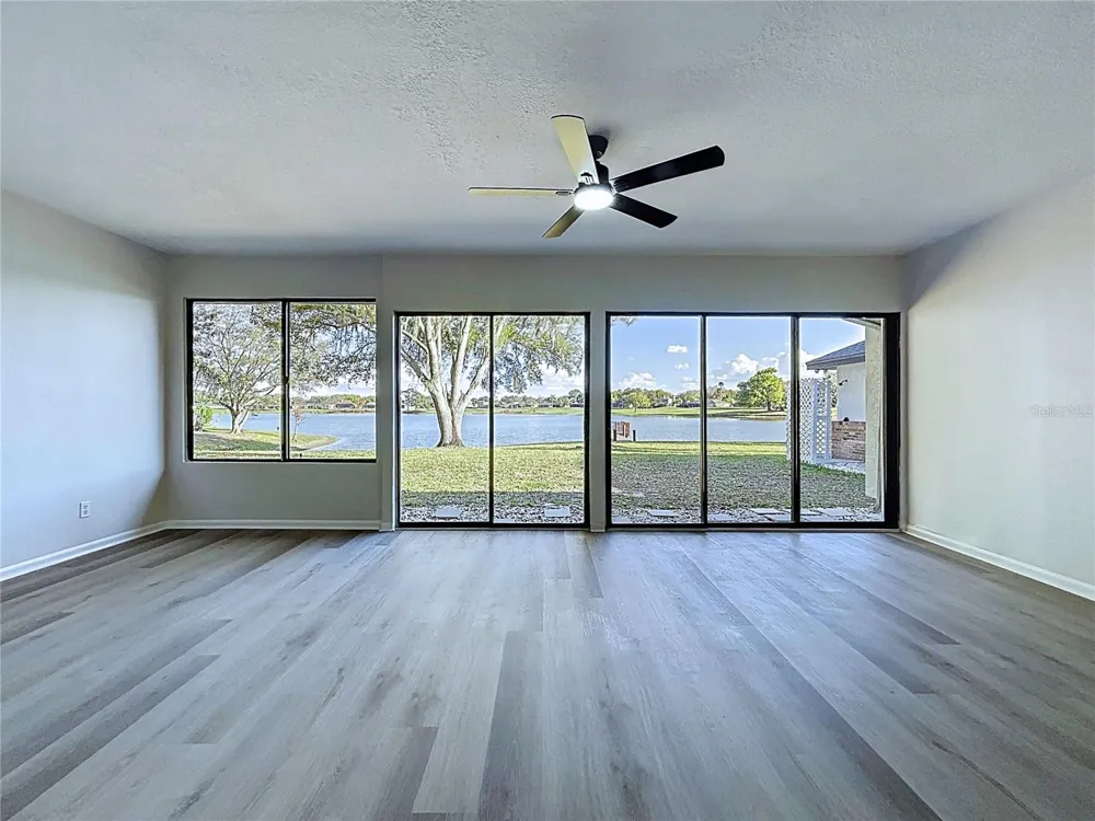 2881 HAMMOCK DRIVE Plant City, FL 33566