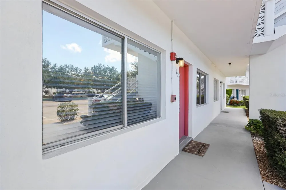 11225 82ND AVENUE #102 Seminole, FL 33772