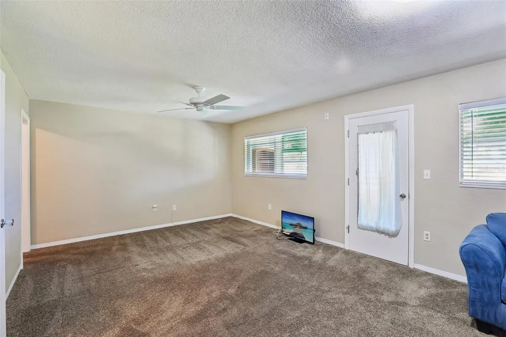 11225 82ND AVENUE #102 Seminole, FL 33772