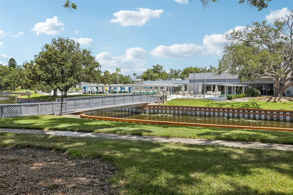 11225 82ND AVENUE #102 Seminole, FL 33772