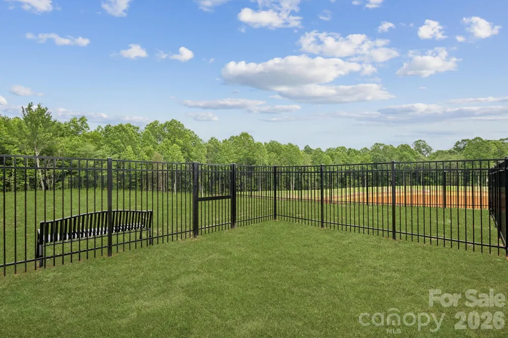 818 Olde England Drive Lincolnton, NC 28092