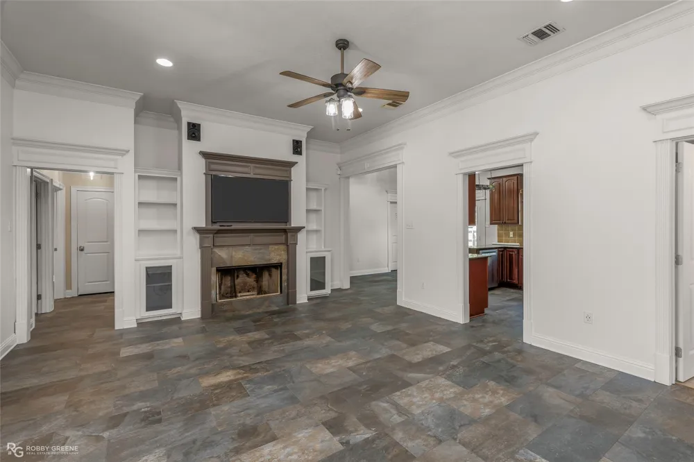 605 Jade Circle Haughton, LA 71037