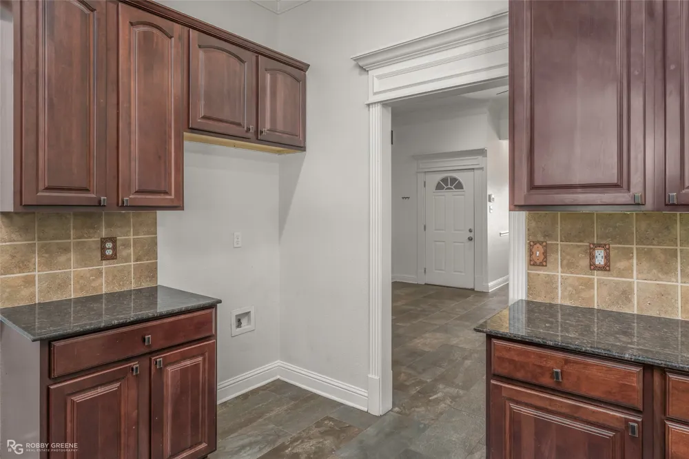605 Jade Circle Haughton, LA 71037