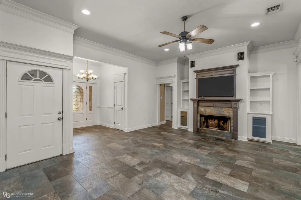 605 Jade Circle Haughton, LA 71037