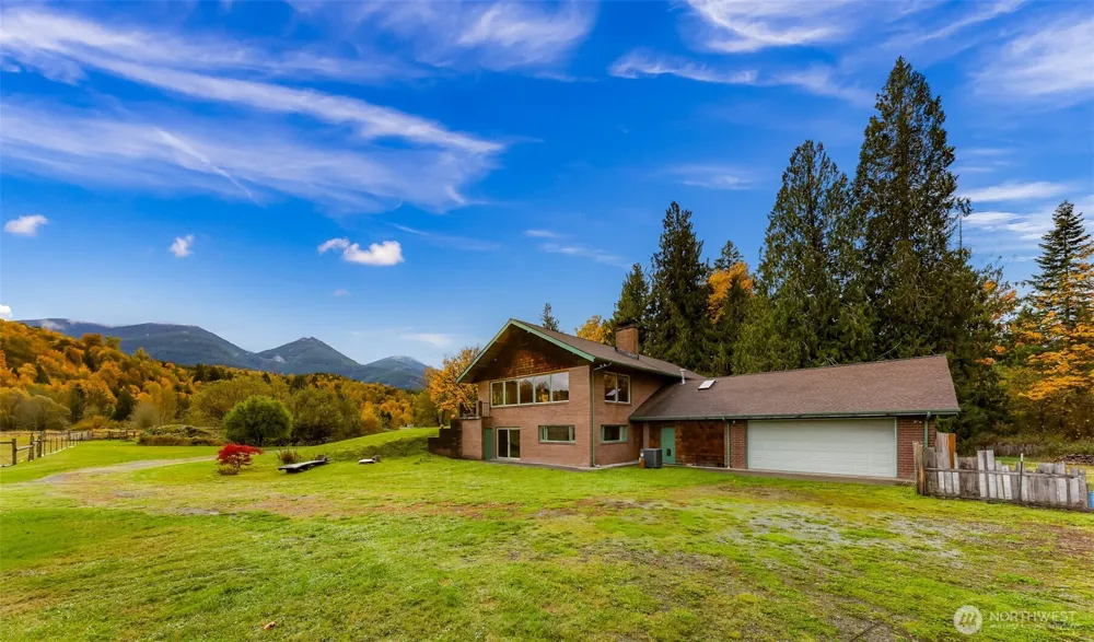 46003 Concrete Sauk Valley Road Concrete, WA 98237