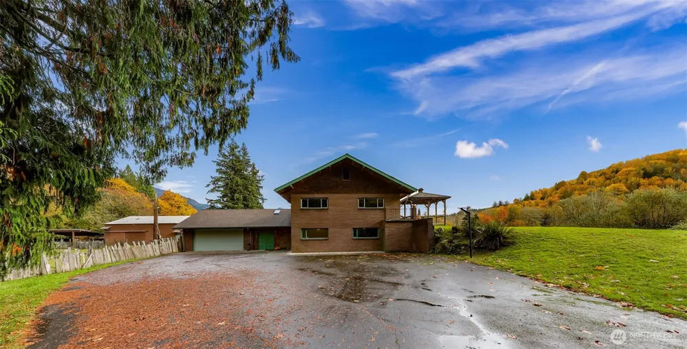 46003 Concrete Sauk Valley Road Concrete, WA 98237