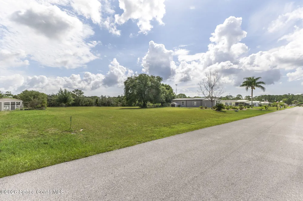 312 Hickory Ridge Drive Sebring, FL 33876