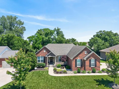 5446 Foxglove Drive
