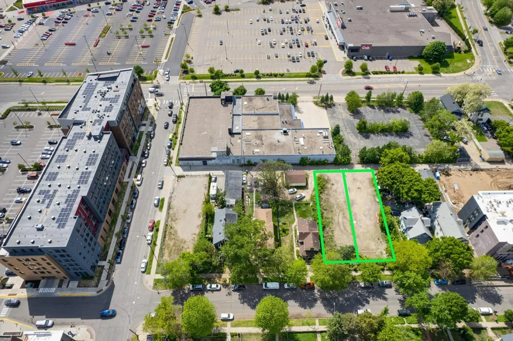 2828 & 2824 27th Avenue S Minneapolis, MN 55406