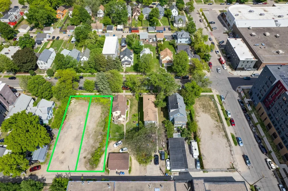 2828 & 2824 27th Avenue S Minneapolis, MN 55406