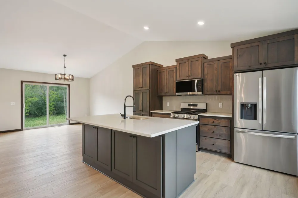 21349 Cottonwood Street NW Oak Grove, MN 55011