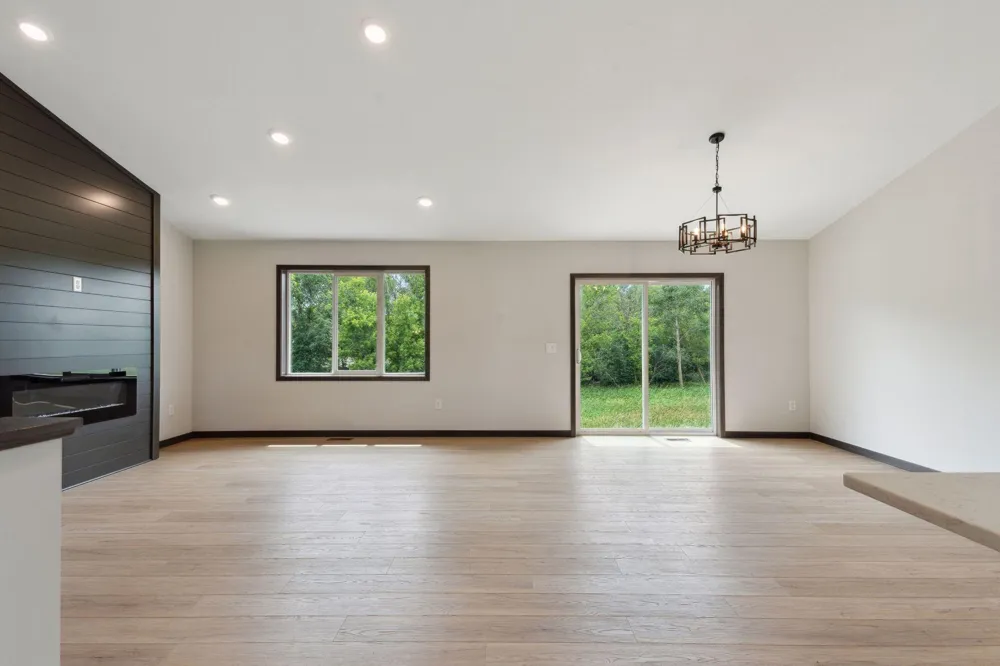 21349 Cottonwood Street NW Oak Grove, MN 55011
