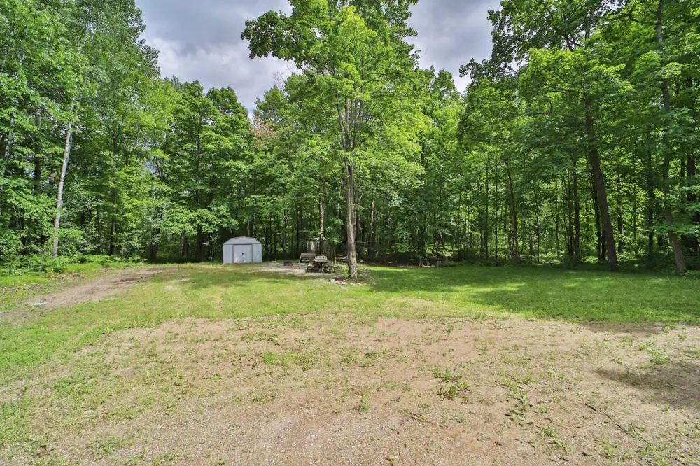 5332 Hyland Road SW Motley, MN 56466