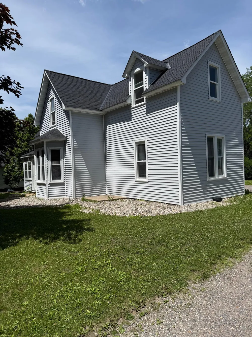 647 2nd Avenue SW Hutchinson, MN 55350