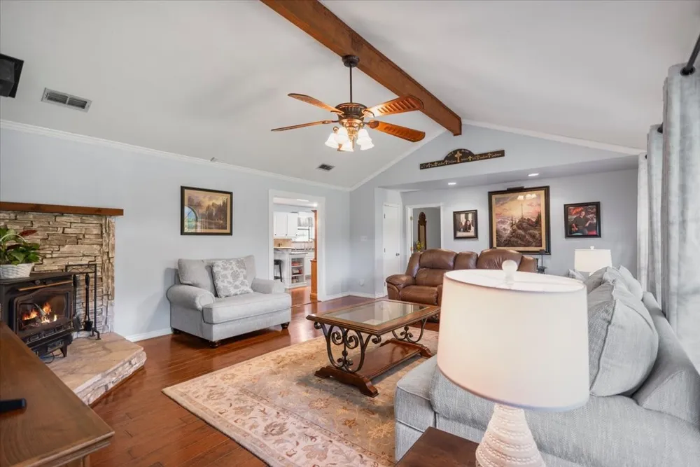 3989 Bob O Link Road Gilmer, TX 75645