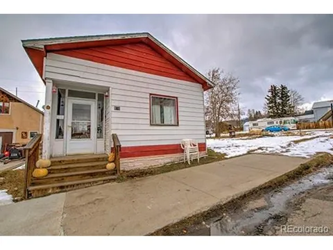 138 E 4th Street