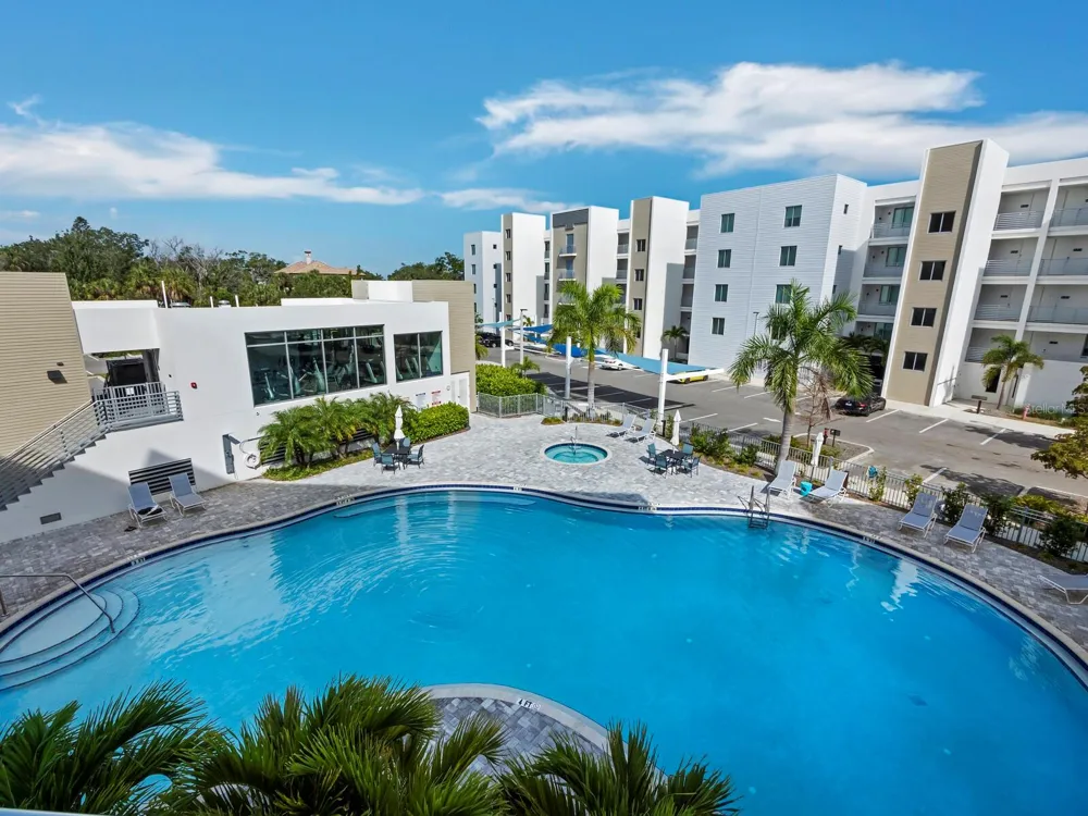 1703 TAMIAMI TRAIL #306 Sarasota, FL 34234
