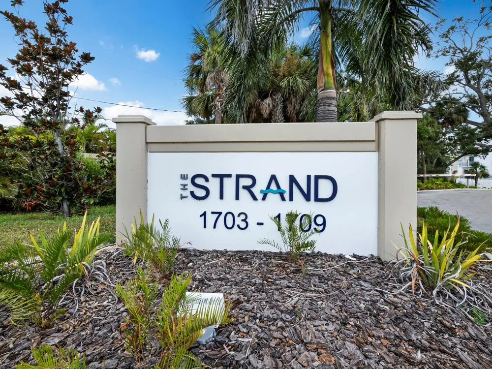 1703 TAMIAMI TRAIL #306 Sarasota, FL 34234
