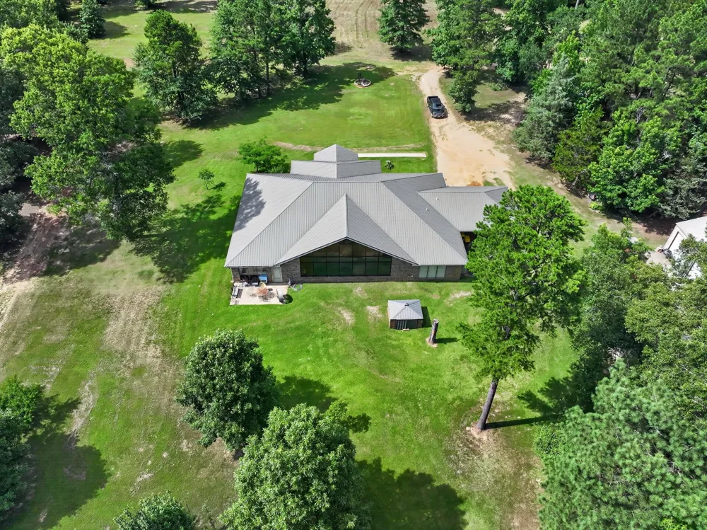 400 Third Street Queen City, TX 75572