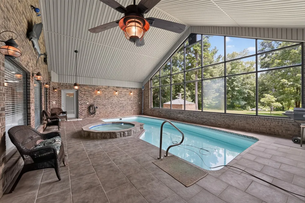 400 Third Street Queen City, TX 75572
