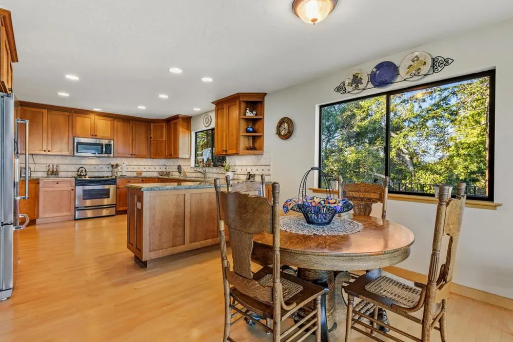 3430 Loma Alta Lane Santa Cruz, CA 95065