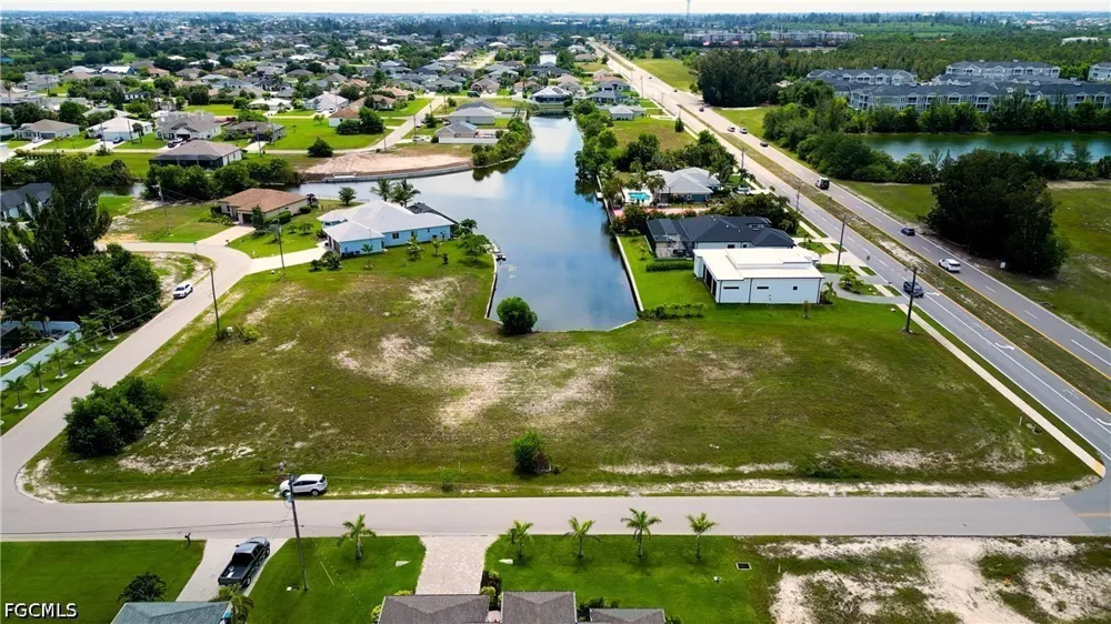 SW 31st Place Cape Coral, FL 33991