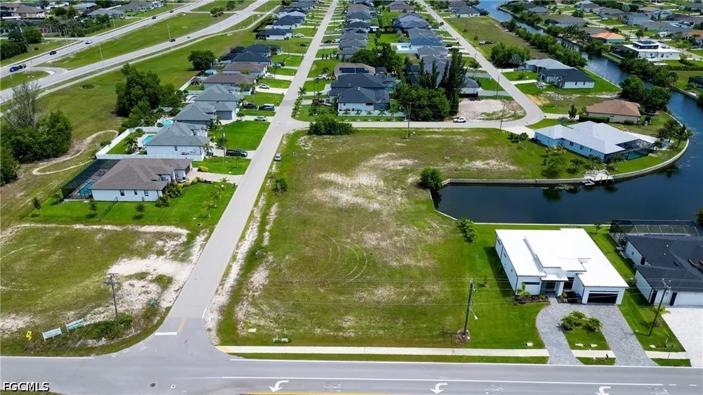 SW 31st Place Cape Coral, FL 33991