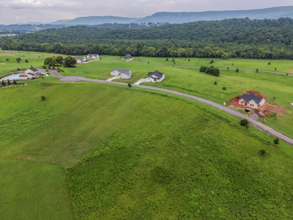 102 Pinnacle Point Drive Dunlap, TN 37327
