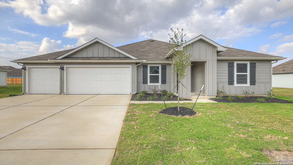 375 ELKINS PRAIRIE DRIVE Lockhart, TX 78644