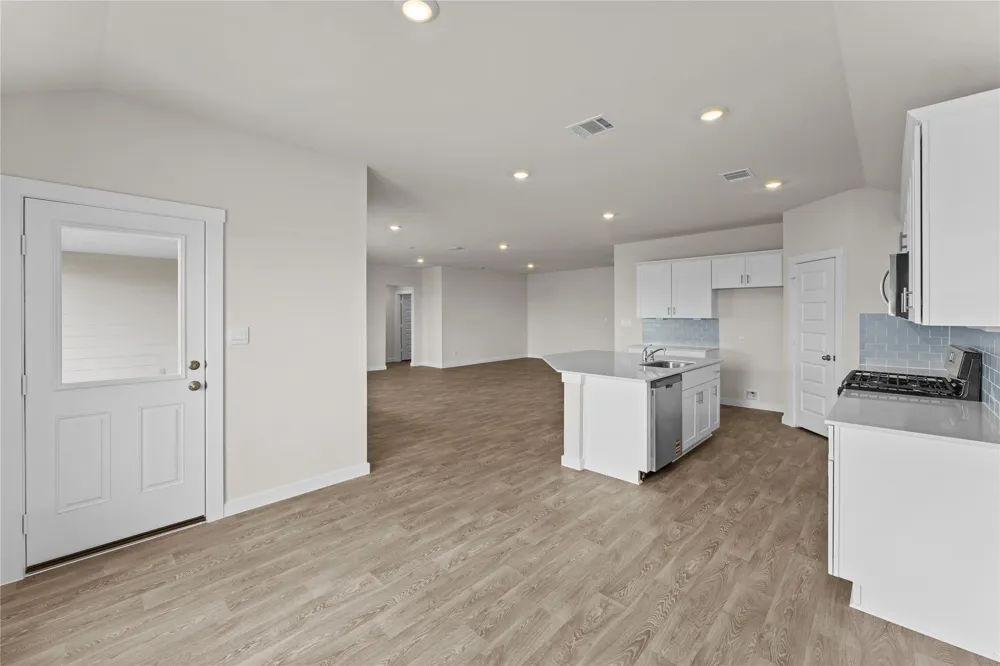 375 ELKINS PRAIRIE DRIVE Lockhart, TX 78644