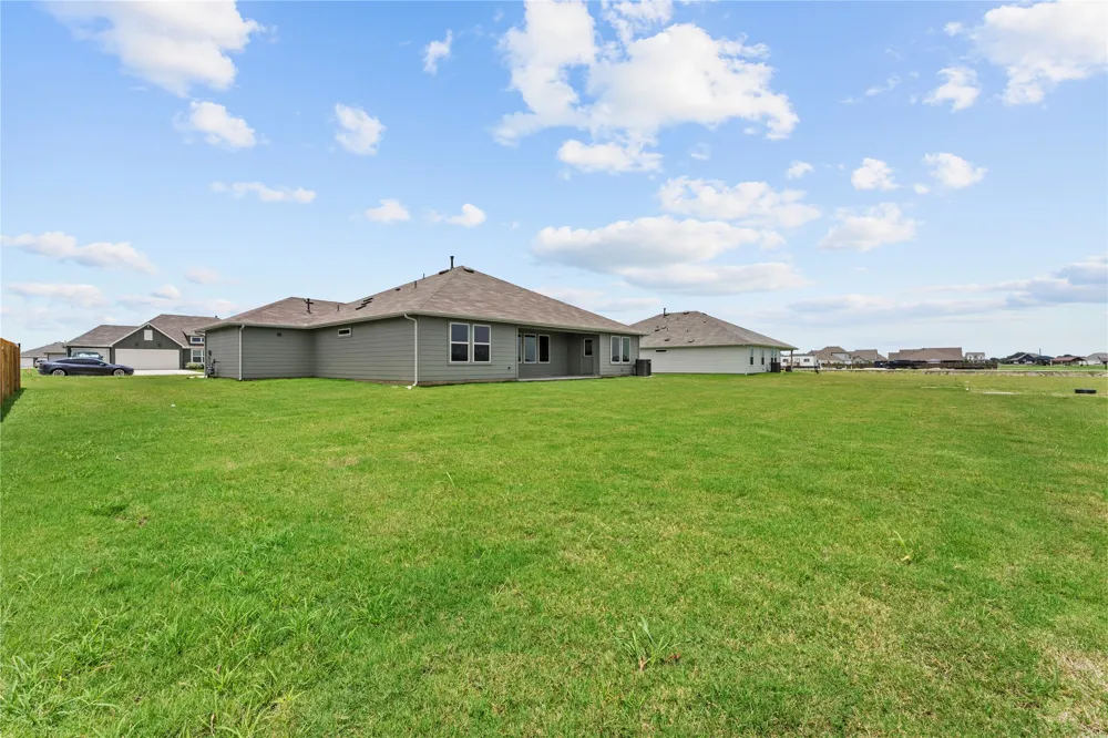 375 ELKINS PRAIRIE DRIVE Lockhart, TX 78644