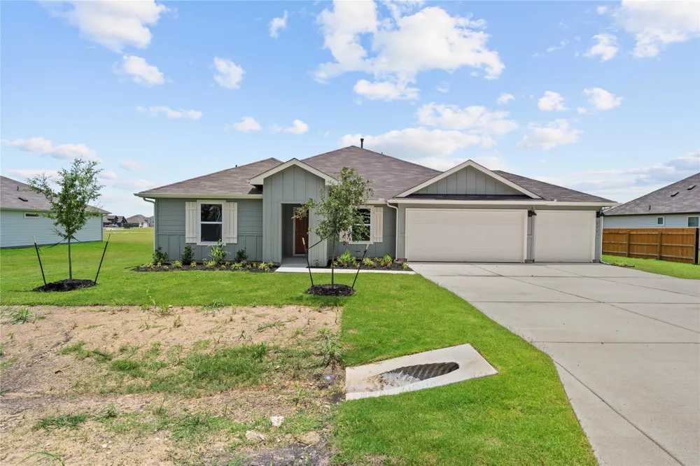 375 ELKINS PRAIRIE DRIVE Lockhart, TX 78644